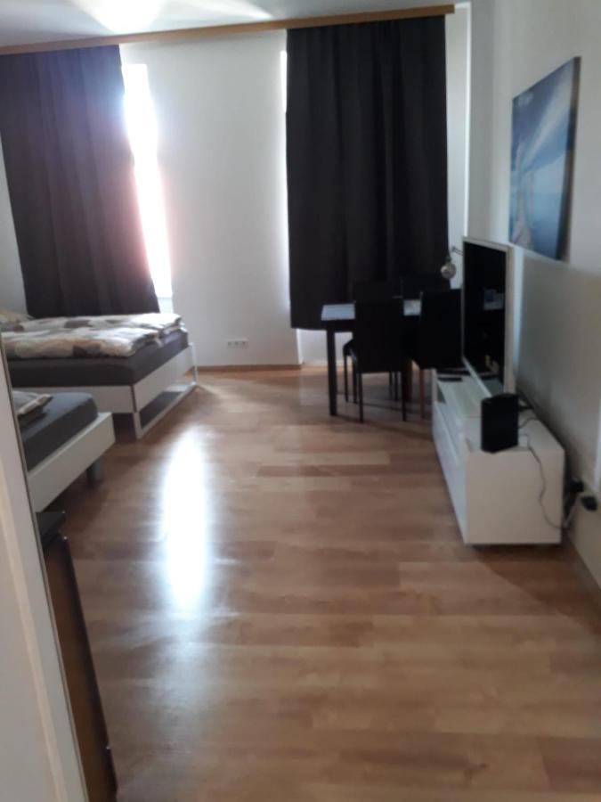Apartment Schloessel 24 Відень Екстер'єр фото